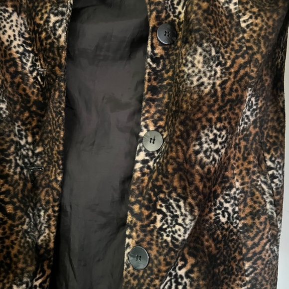 Leopard Print Coat - Picture 3 of 4